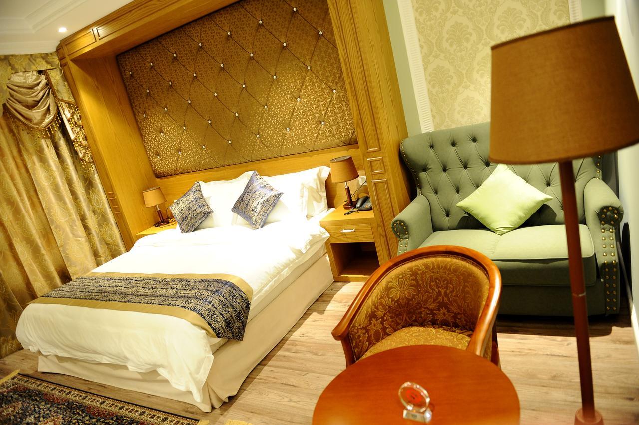 Hotel Britania Kamez 外观 照片