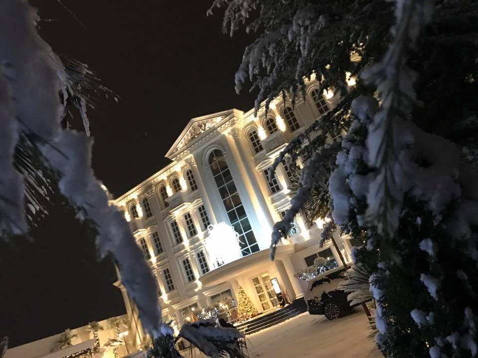 Hotel Britania Kamez 外观 照片